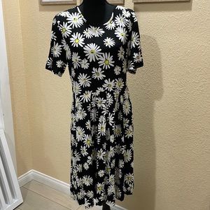 2X womens casual dress with pockets NWT black/ floral